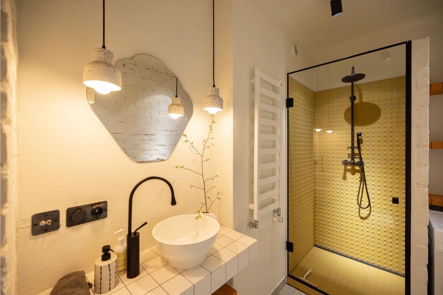 Lighting tips for bathroom design