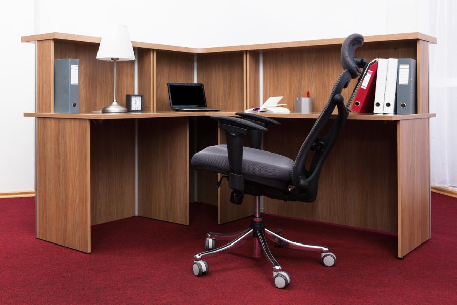 Ergonomic furniture for executive offices