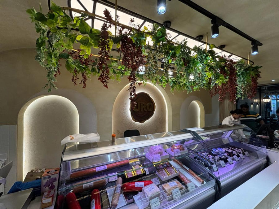 Uro Deli